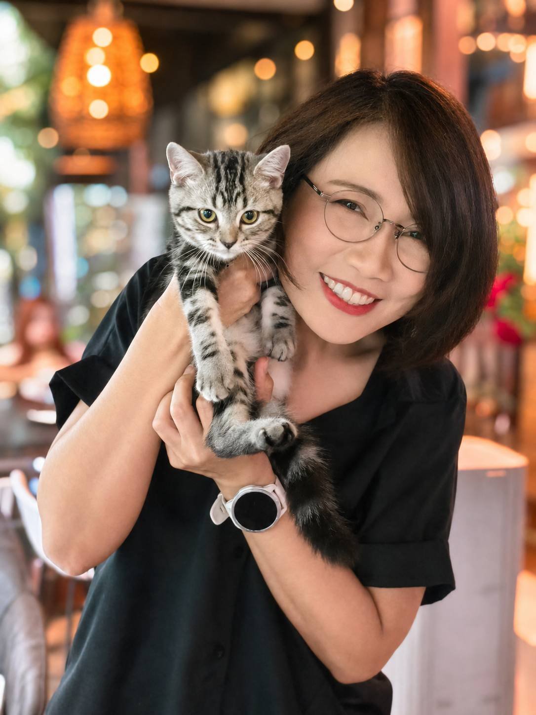 หมูสับ ข้าวคั่ว และต้นหอม อเมริกันช็อตแฮร์ประจำร้านคดข้าว
